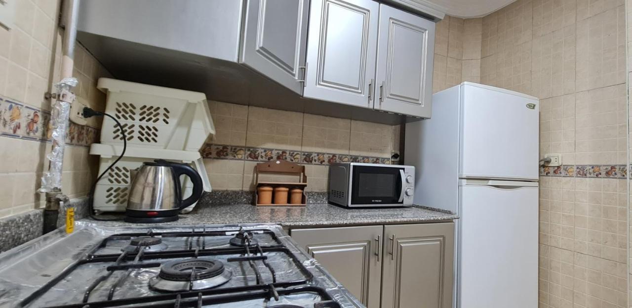 Comfy 3 Bedrooms Apartment In Cairo 96 エクステリア 写真